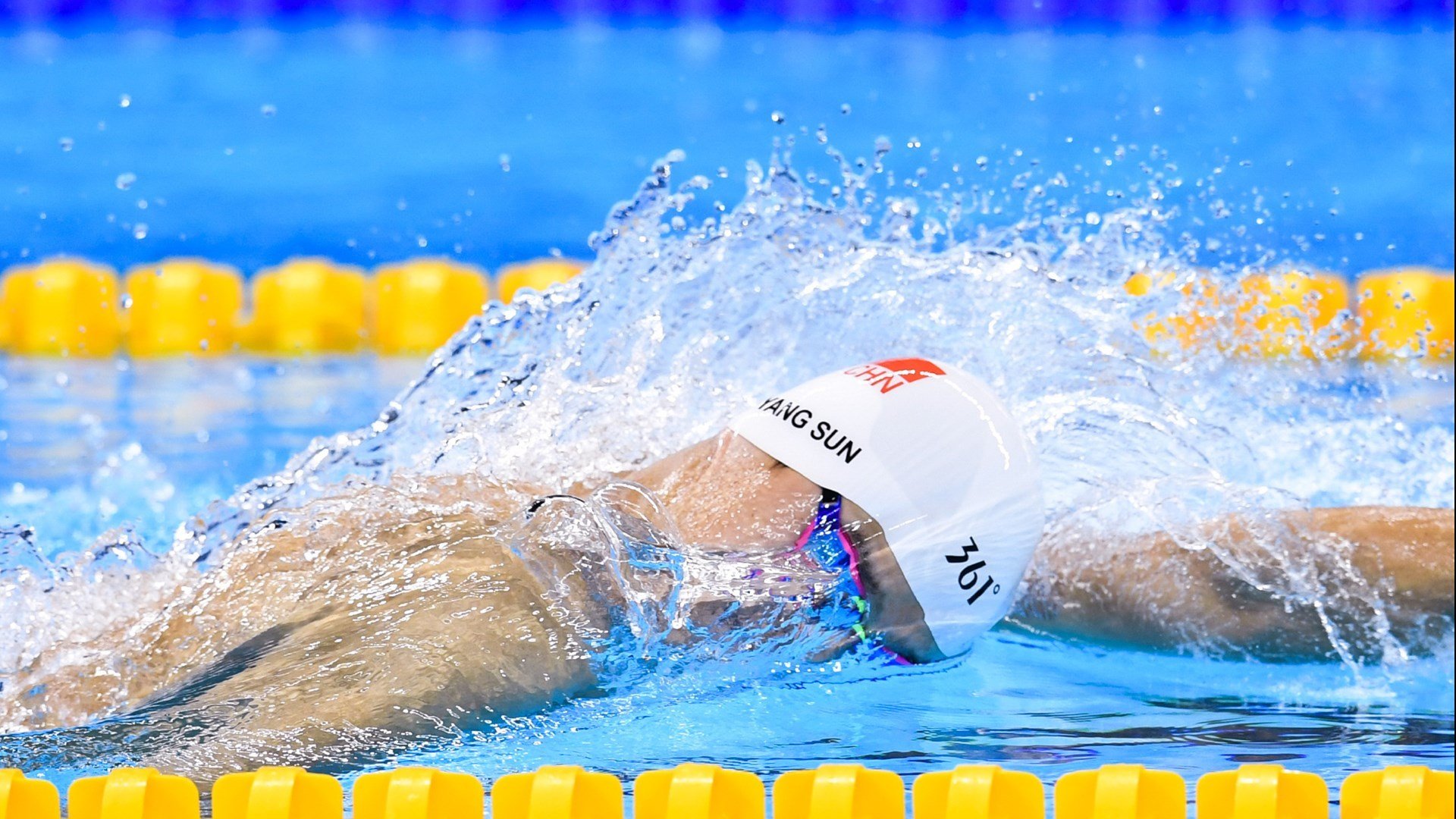 张雨霏跳水节奏把控精准,跳水冠军张雨菲